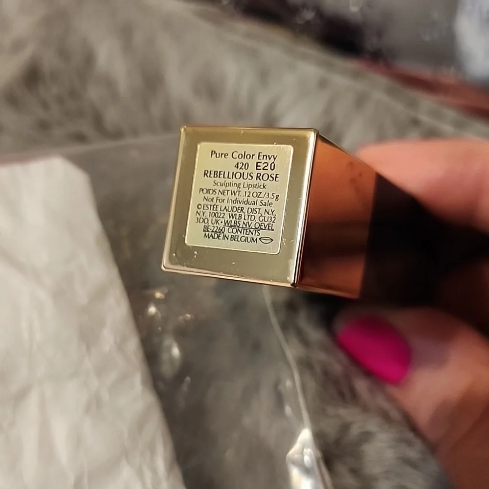 Estée Lauder Cosmetic Bag Set with Lip Gloss - Picture 5 of 6